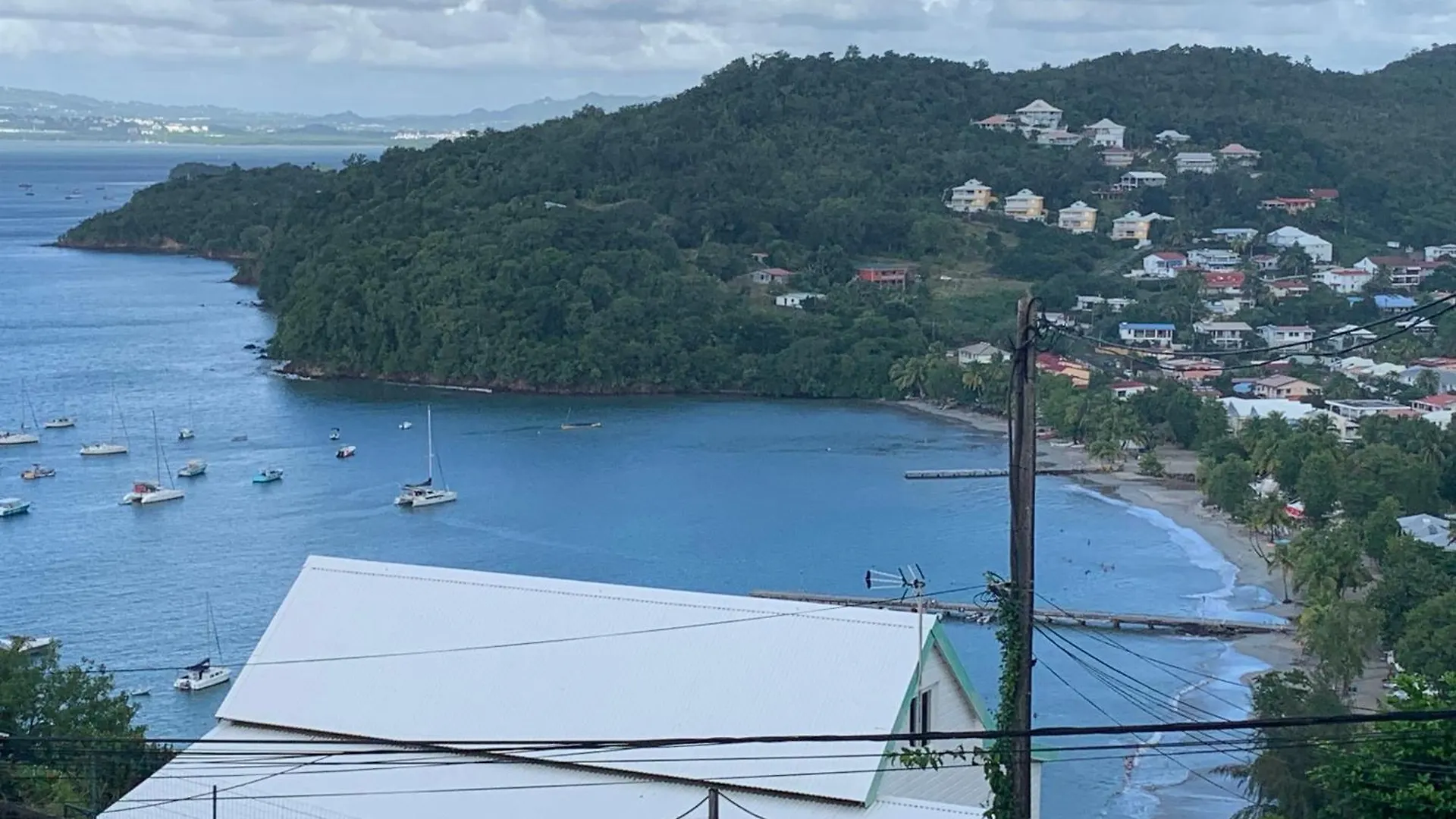 Hébergement de vacances La Villa Azur Classee 3 Etoiles Moderne Et Confortable A Deux Pas De La Plage De L Anse A L Ane Trois Ilets - Service Petit Dej Sur Demande Les Trois-Ilets Martinique