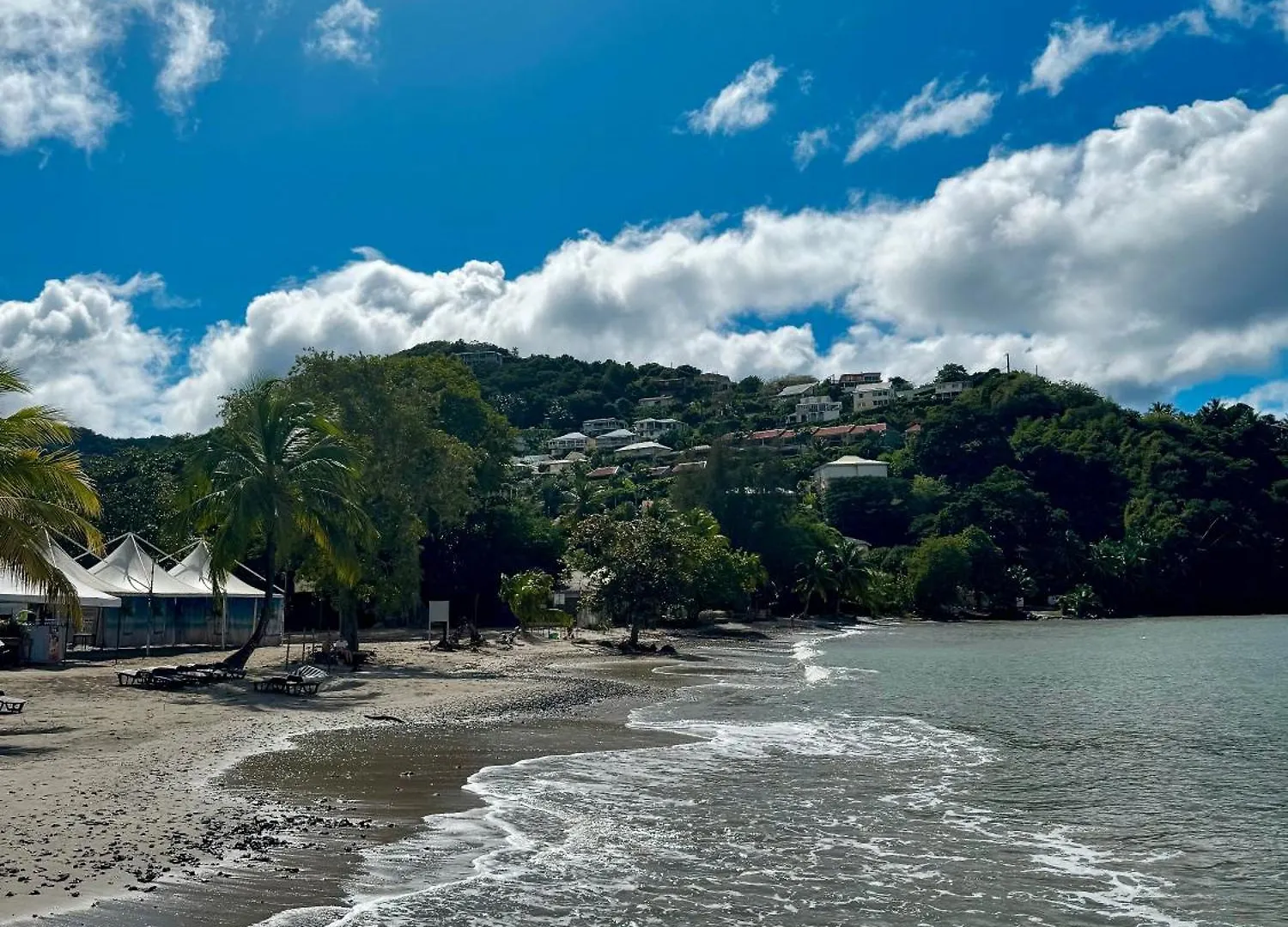La Villa Azur Classee 3 Etoiles Moderne Et Confortable A Deux Pas De La Plage De L Anse A L Ane Trois Ilets - Service Petit Dej Sur Demande Les Trois-Ilets Hébergement de vacances