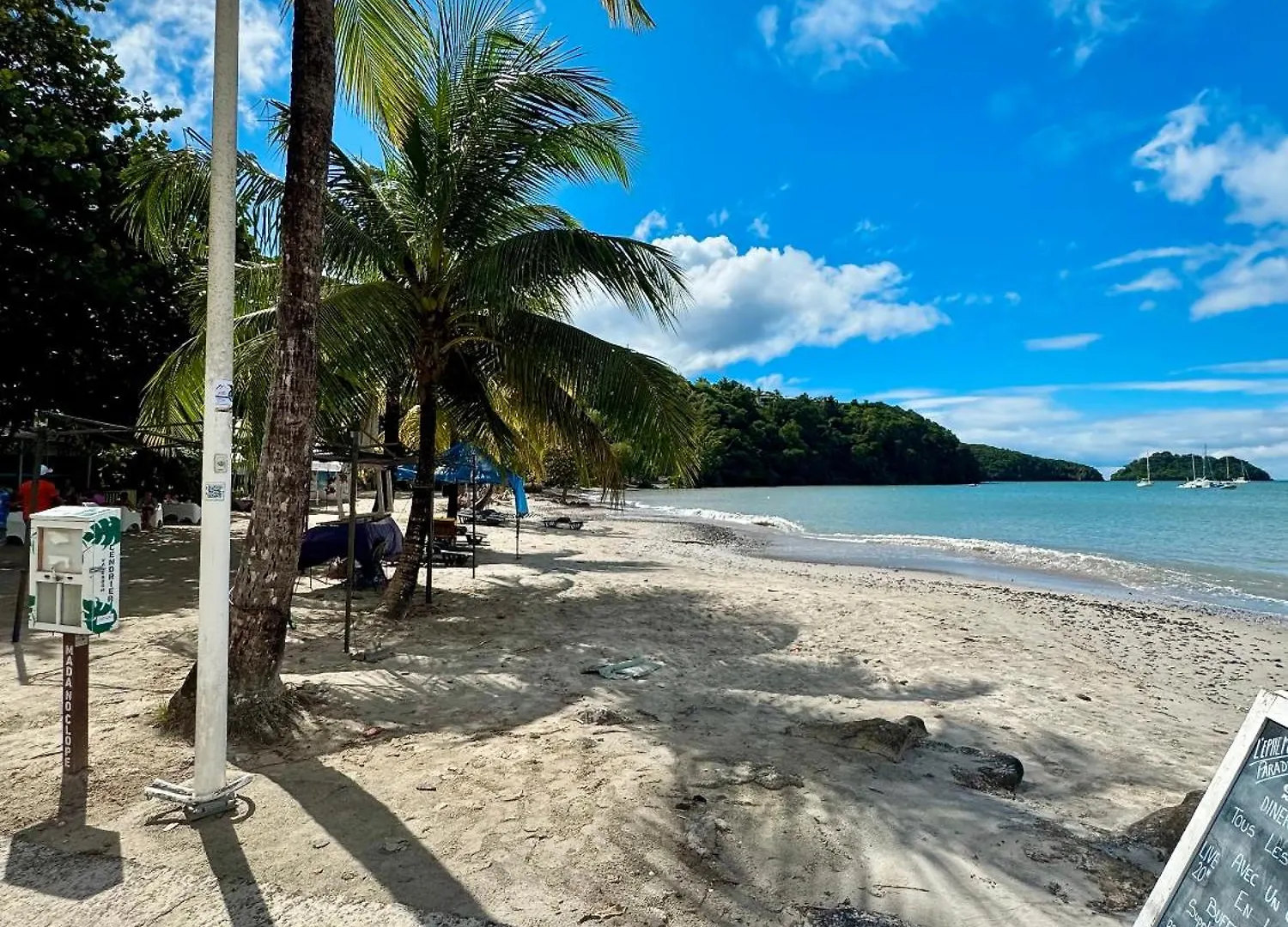 Hébergement de vacances La Villa Azur Classee 3 Etoiles Moderne Et Confortable A Deux Pas De La Plage De L Anse A L Ane Trois Ilets - Service Petit Dej Sur Demande Les Trois-Ilets Martinique